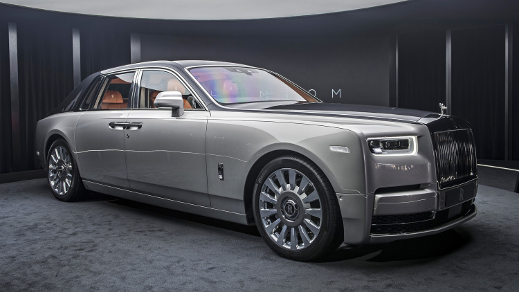 Dünyanın En Lüx ve En sessiz Arabası Rolls-Royce phantom