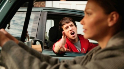 Trafikte Başka Araçları Taciz Edene Ceza Verilir Mi?