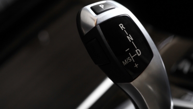 Otomati̇k Vi̇tes Nasil Kullanilir, Nelere Di̇kkat Edi̇li̇r?