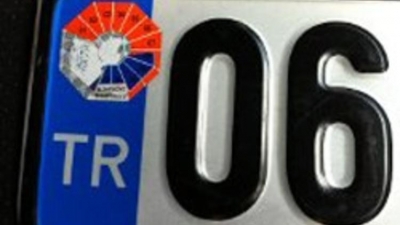 Aracımın Plakası Üzerindeki Pul Düştü Sorun Olur Mu?