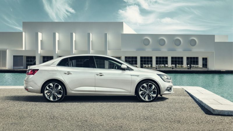 Renault Yeni Megane Sedan Benzinli İnceleme, Megane Sedanda hangi donanımlar Var?